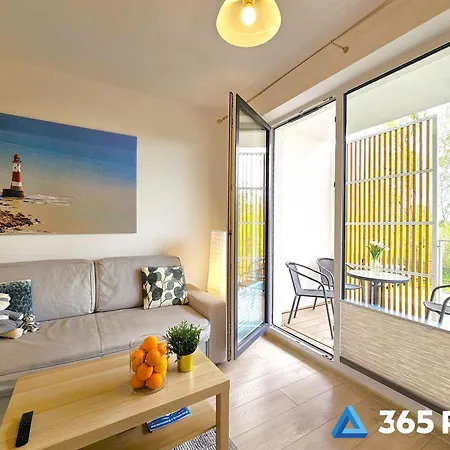 365pam - Feniks Podczele Basen, Silownia, Bawialnia *