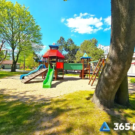 365pam - Feniks Podczele Basen, Silownia, Bawialnia Apartamento