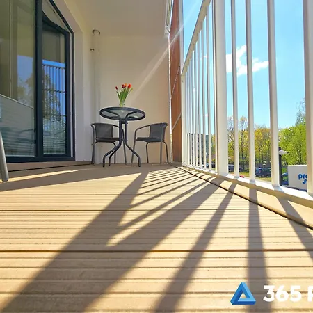 365pam - Feniks Podczele Basen, Silownia, Bawialnia