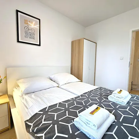 365pam - Feniks Podczele Basen, Silownia, Bawialnia Kołobrzeg