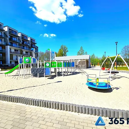 365pam - Feniks Podczele Basen, Silownia, Bawialnia Kołobrzeg