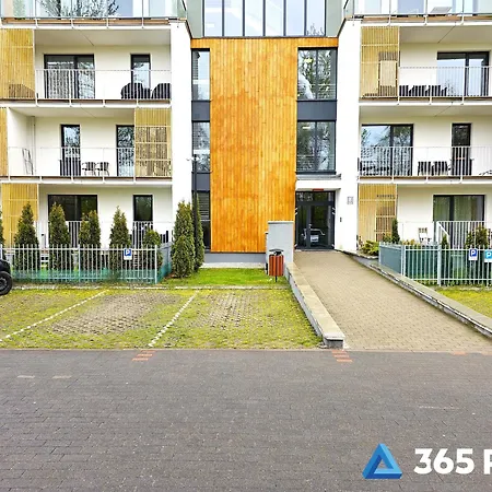 365pam - Feniks Podczele Basen, Silownia, Bawialnia Kołobrzeg