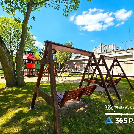 365pam - Feniks Podczele Basen, Silownia, Bawialnia 科沃布热格