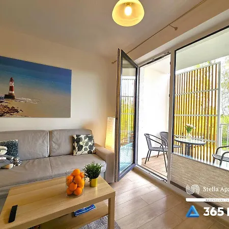 365pam - Feniks Podczele Basen, Silownia, Bawialnia * 科沃布热格