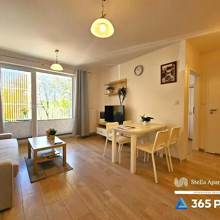 365pam - Feniks Podczele Basen, Silownia, Bawialnia *