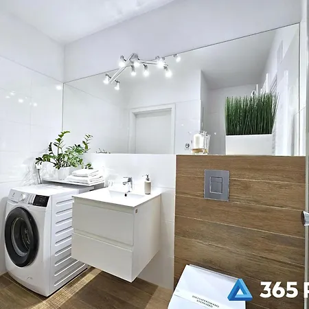365pam - Feniks Podczele Basen, Silownia, Bawialnia Apartmán *