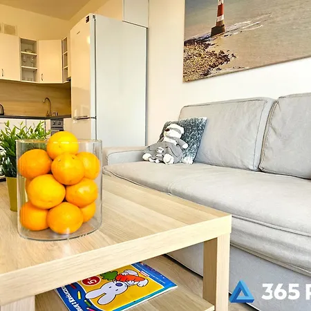 365pam - Feniks Podczele Basen, Silownia, Bawialnia * קולובז'ג