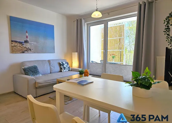 365pam - Feniks Podczele Basen, Silownia, Bawialnia