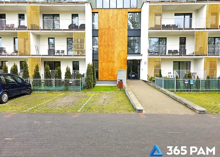 365pam - Feniks Podczele Basen, Silownia, Bawialnia 코워브제크