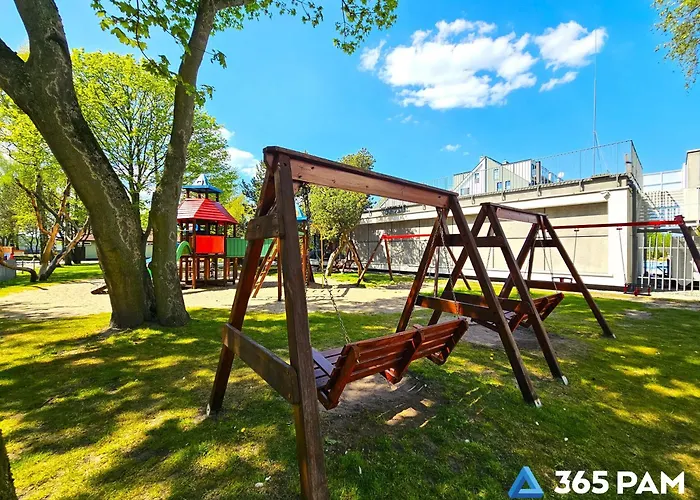 365pam - Feniks Podczele Basen, Silownia, Bawialnia 아파트 코워브제크